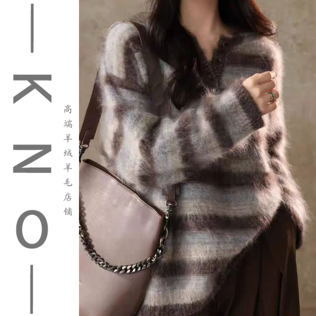 【KNO】秋冬新款单色条纹三粒扣拉毛针织衫百搭时尚外穿