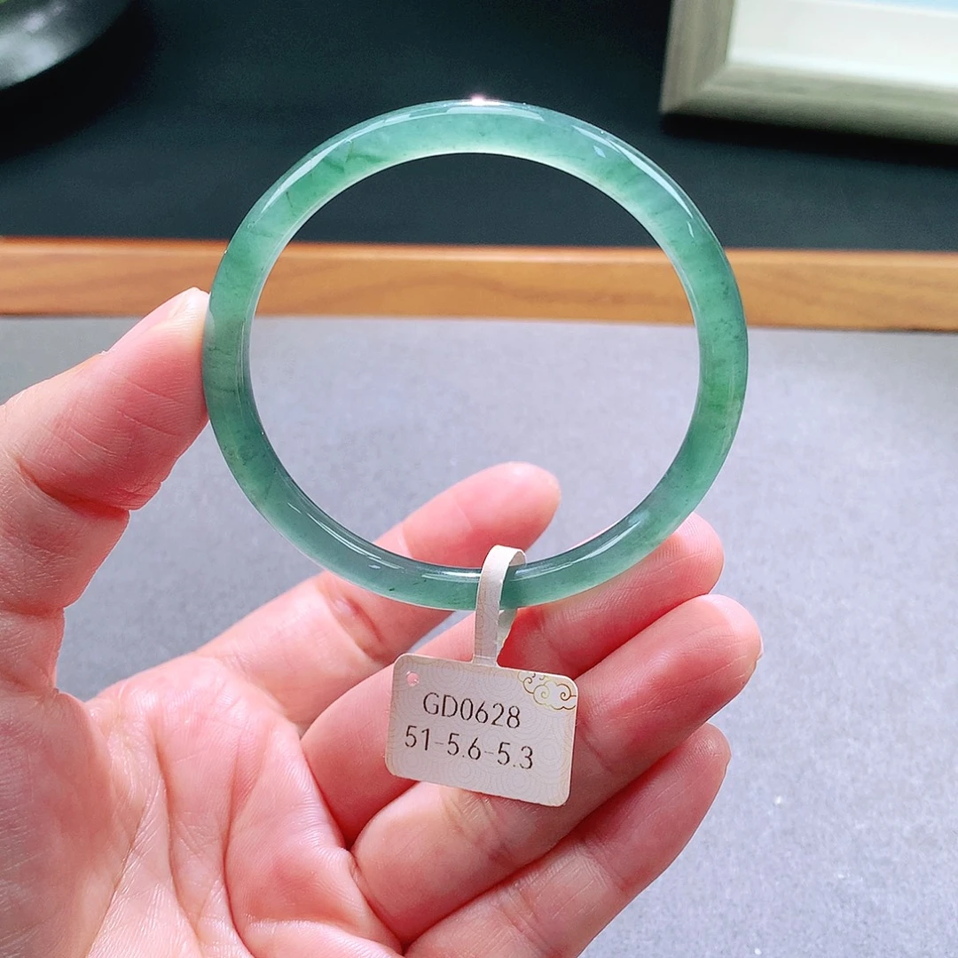 翡翠未镶嵌手镯天然翡翠手镯a货