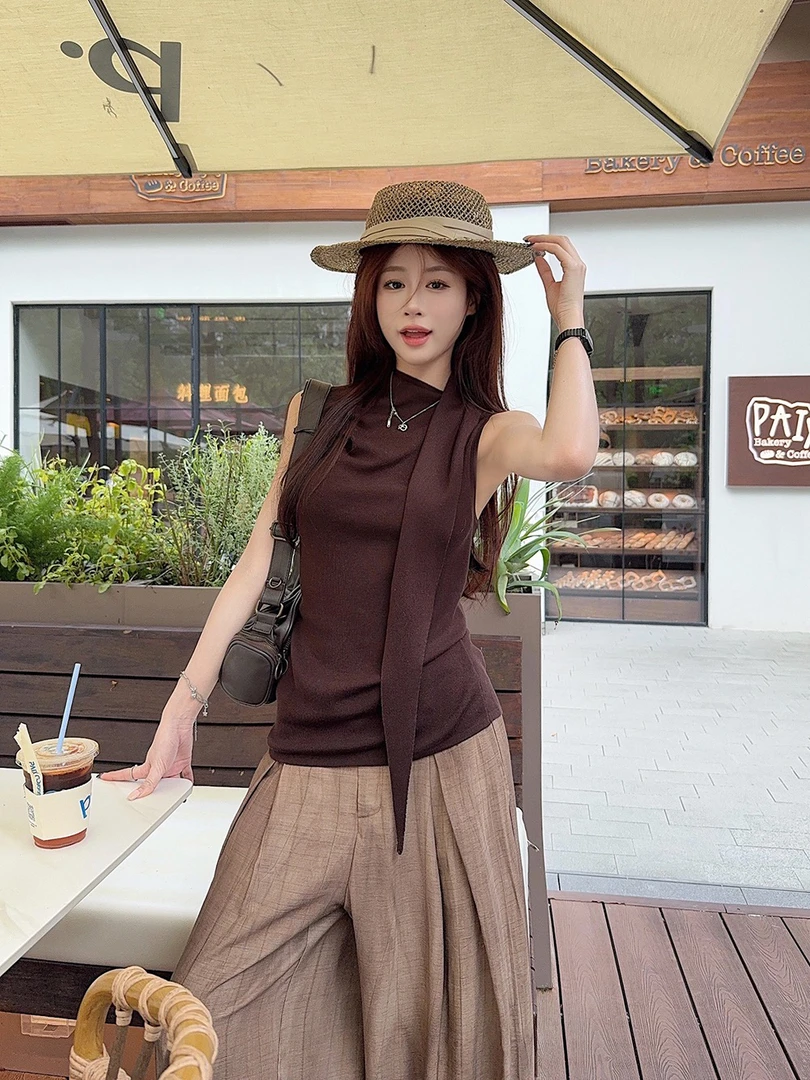 不对称飘带极简针织背心式上衣咖色扎染长裤套装