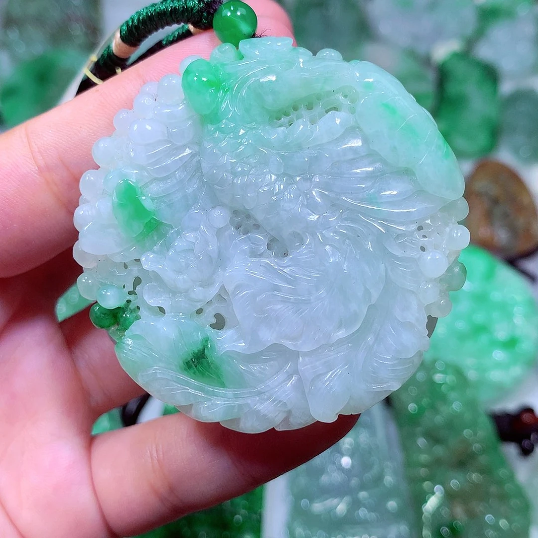 吊坠(不含链)未镶嵌翡翠