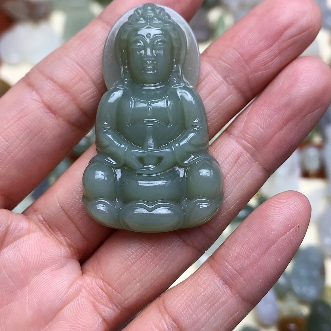 和田玉颈饰未镶嵌郑***阁