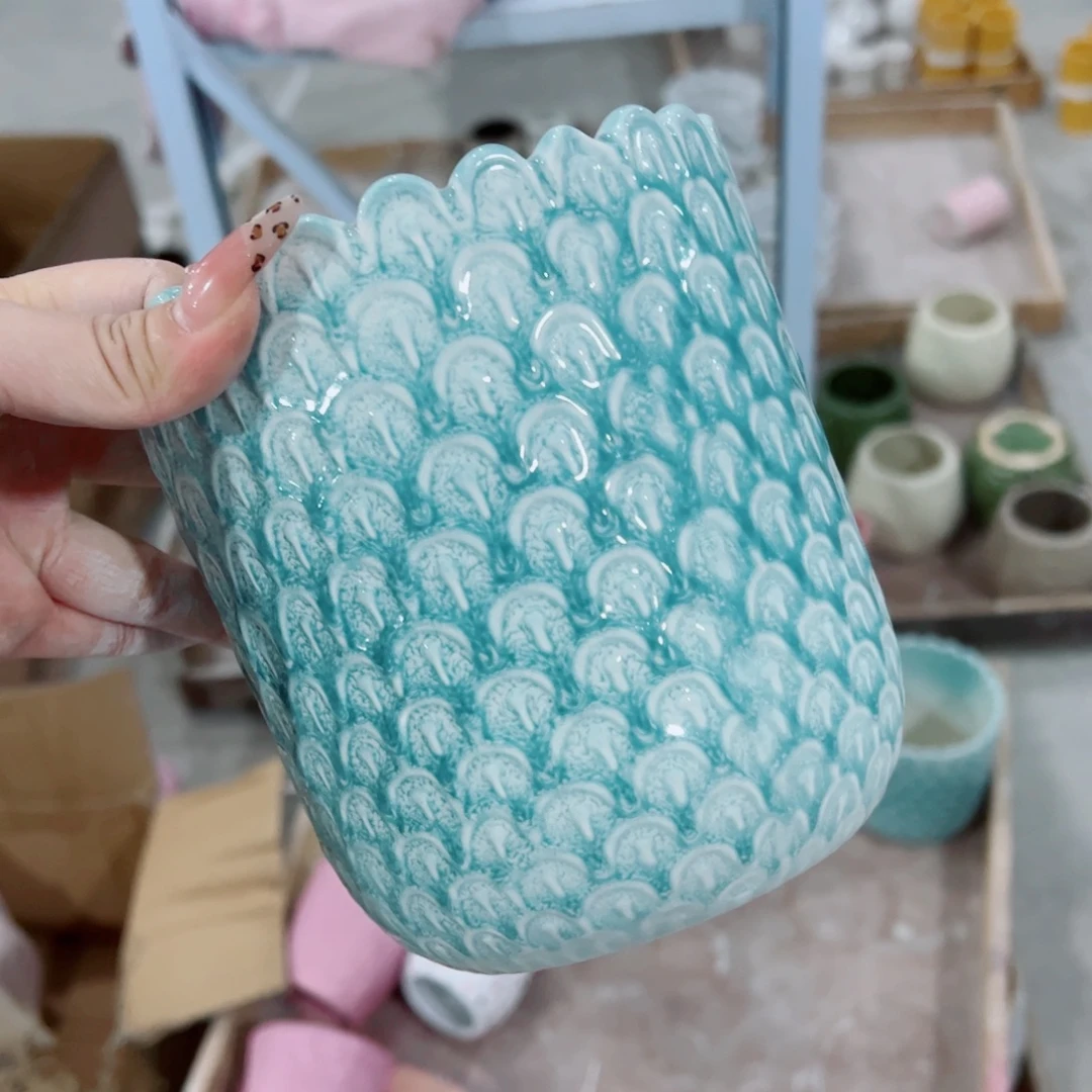 满10米包邮发货，默认打孔发货，不打孔联系客服备注。