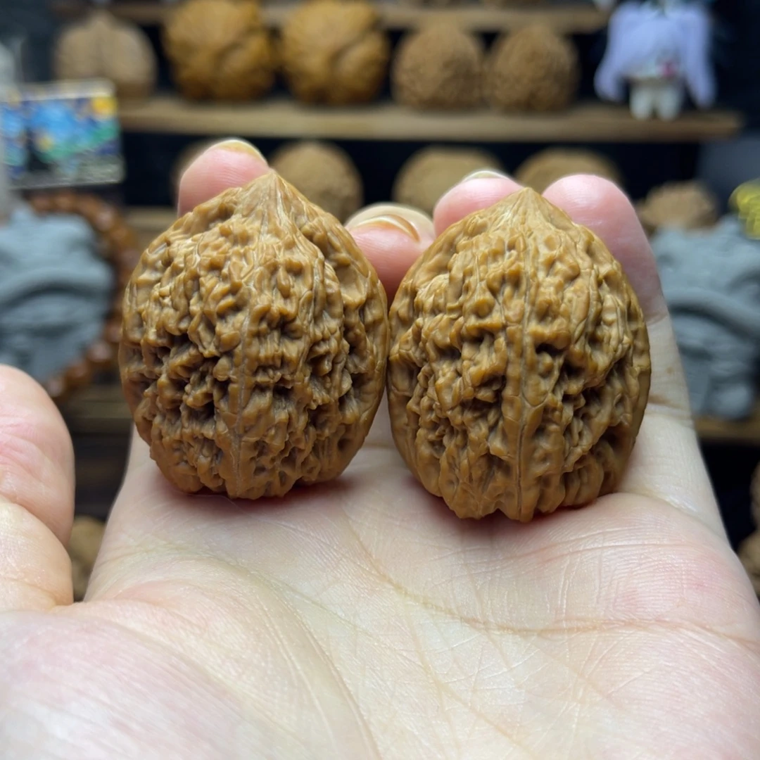 文玩核桃吊坠35尺蒜头