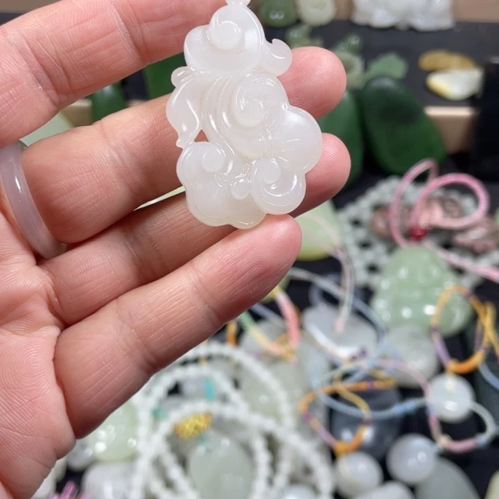 和田玉未镶嵌吊坠(不含链)