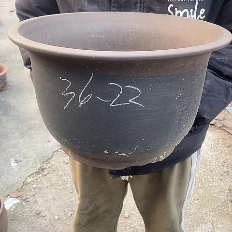 紫砂中国宜兴紫砂花，