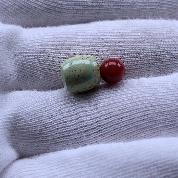 南红玛瑙未镶嵌珠宝奇石