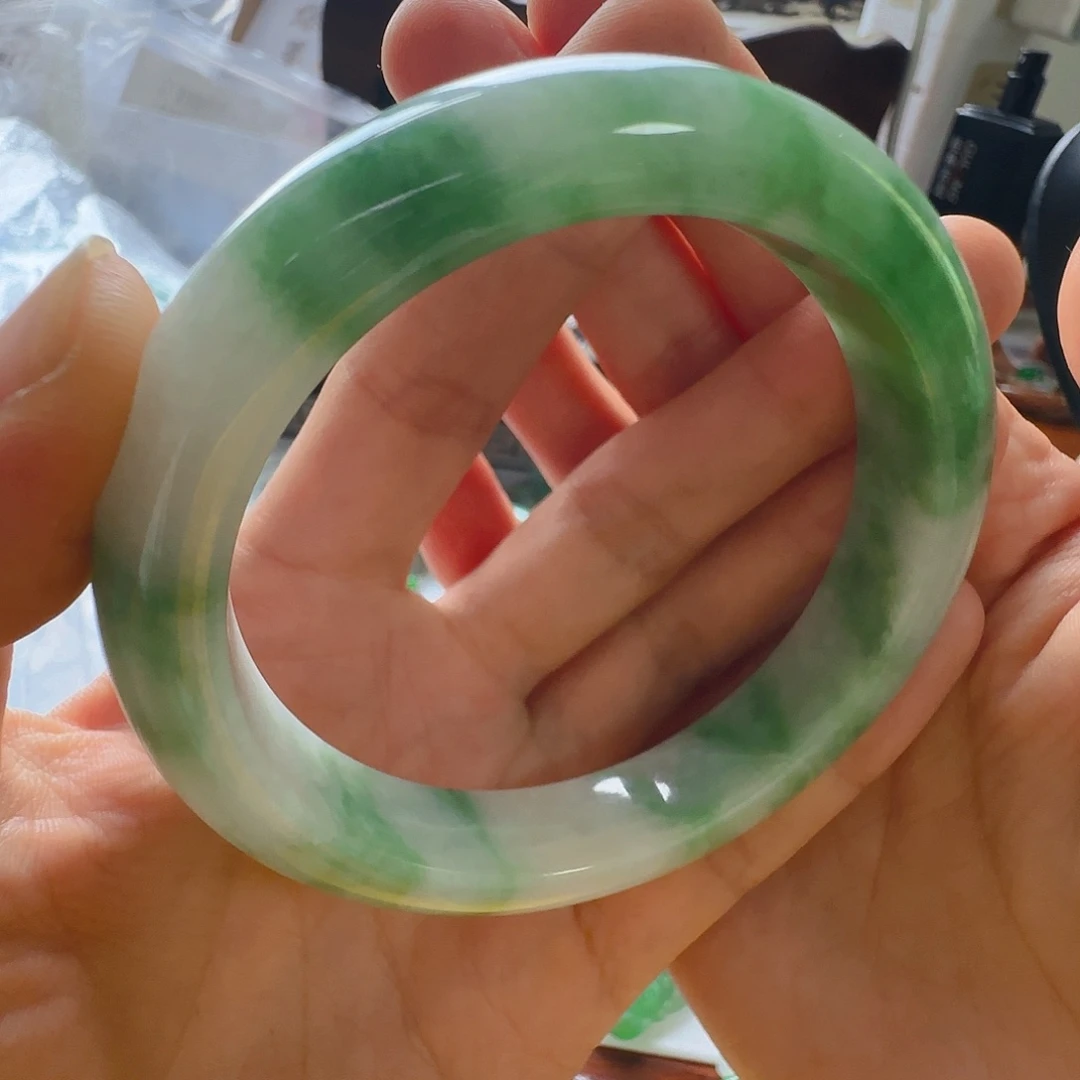 翟***美翡翠未镶嵌手镯翡翠880