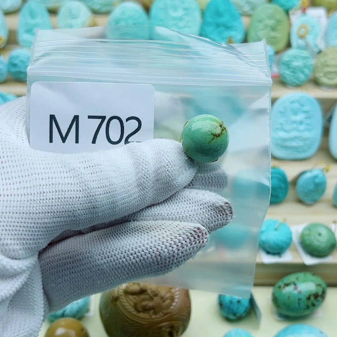 云***绿松石未镶嵌珠宝奇石