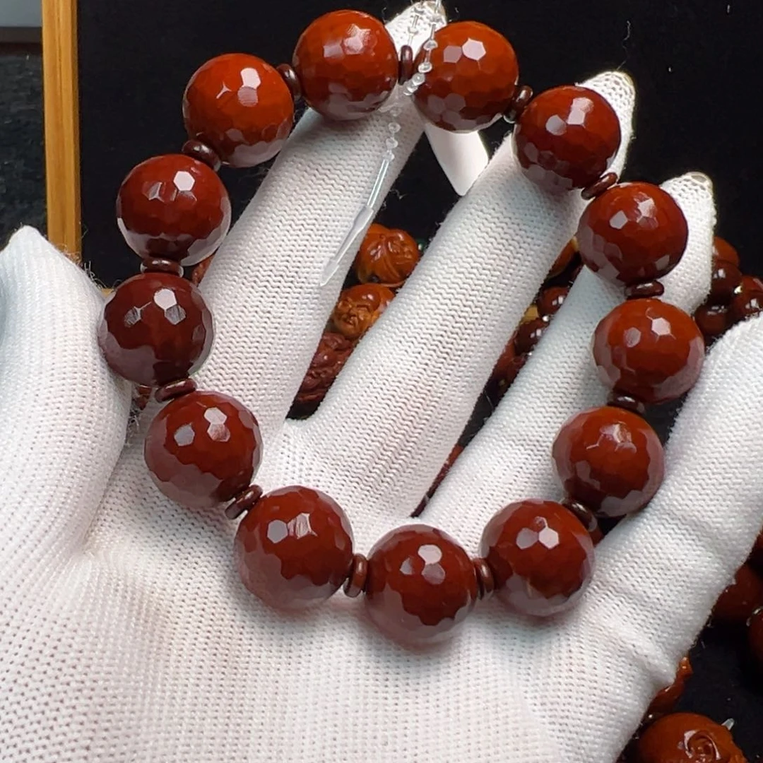 J***克橄榄核吊坠85446898778889