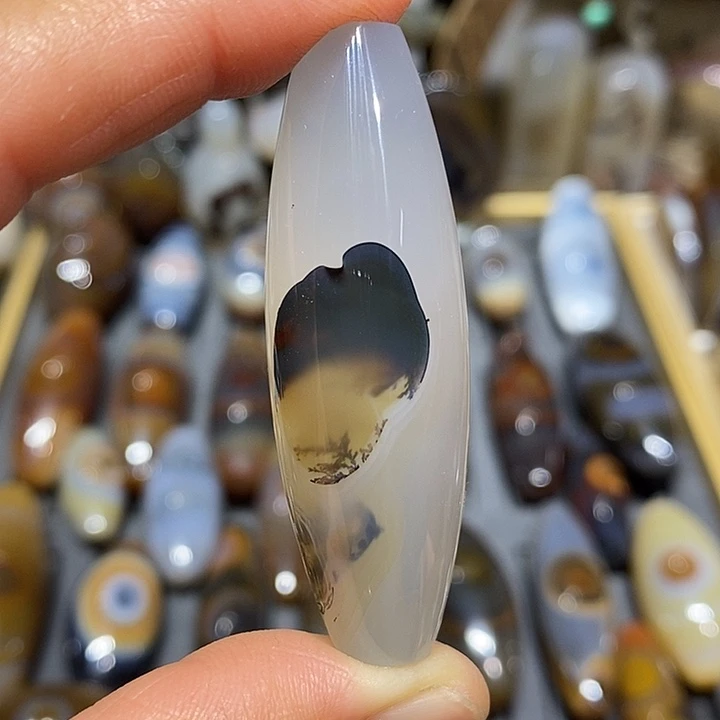 玛瑙/玉髓未镶嵌颈饰