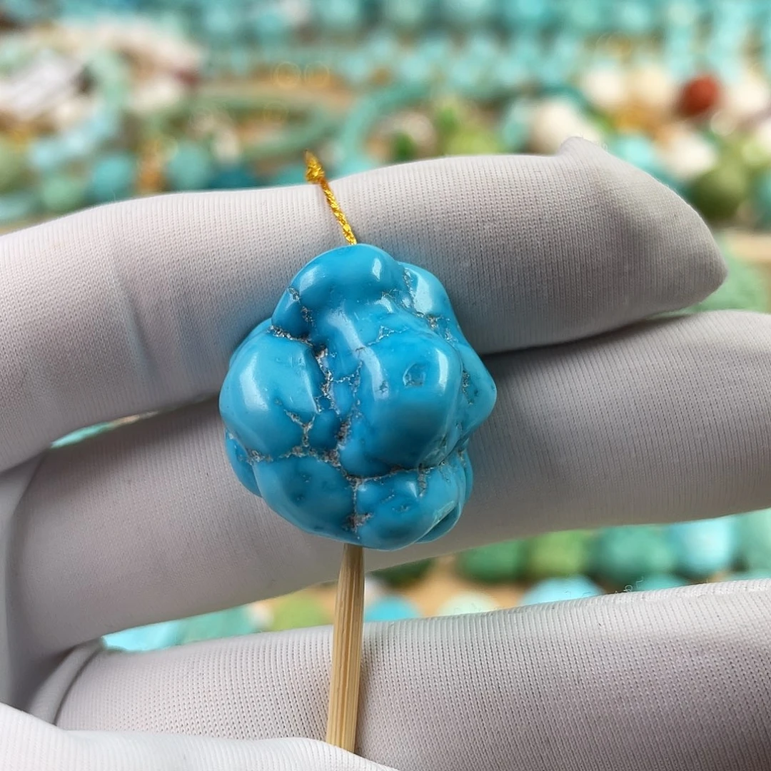 绿松石未镶嵌珠宝奇石