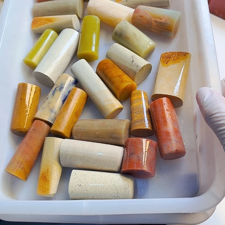 青田石印石人*十今天我也很