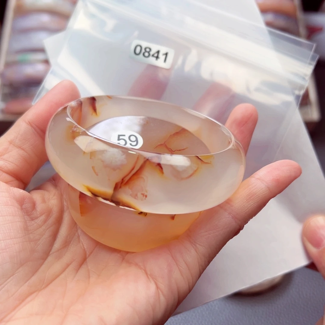 未镶嵌手镯玛瑙/玉髓悠*