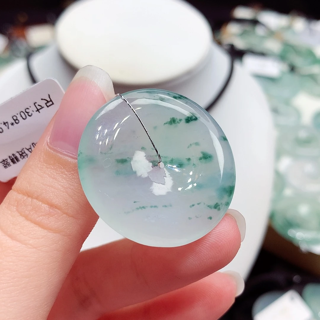 颈饰未镶嵌翡翠翡翠59，30.9/4.9