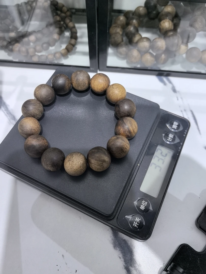 达拉干沉香1.6mm33.2克沉水浮