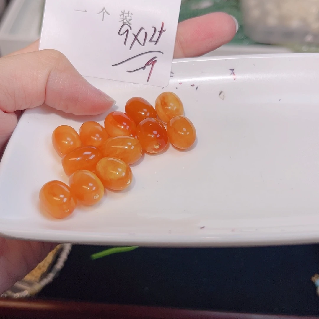未镶嵌珠宝半成品水晶43 。