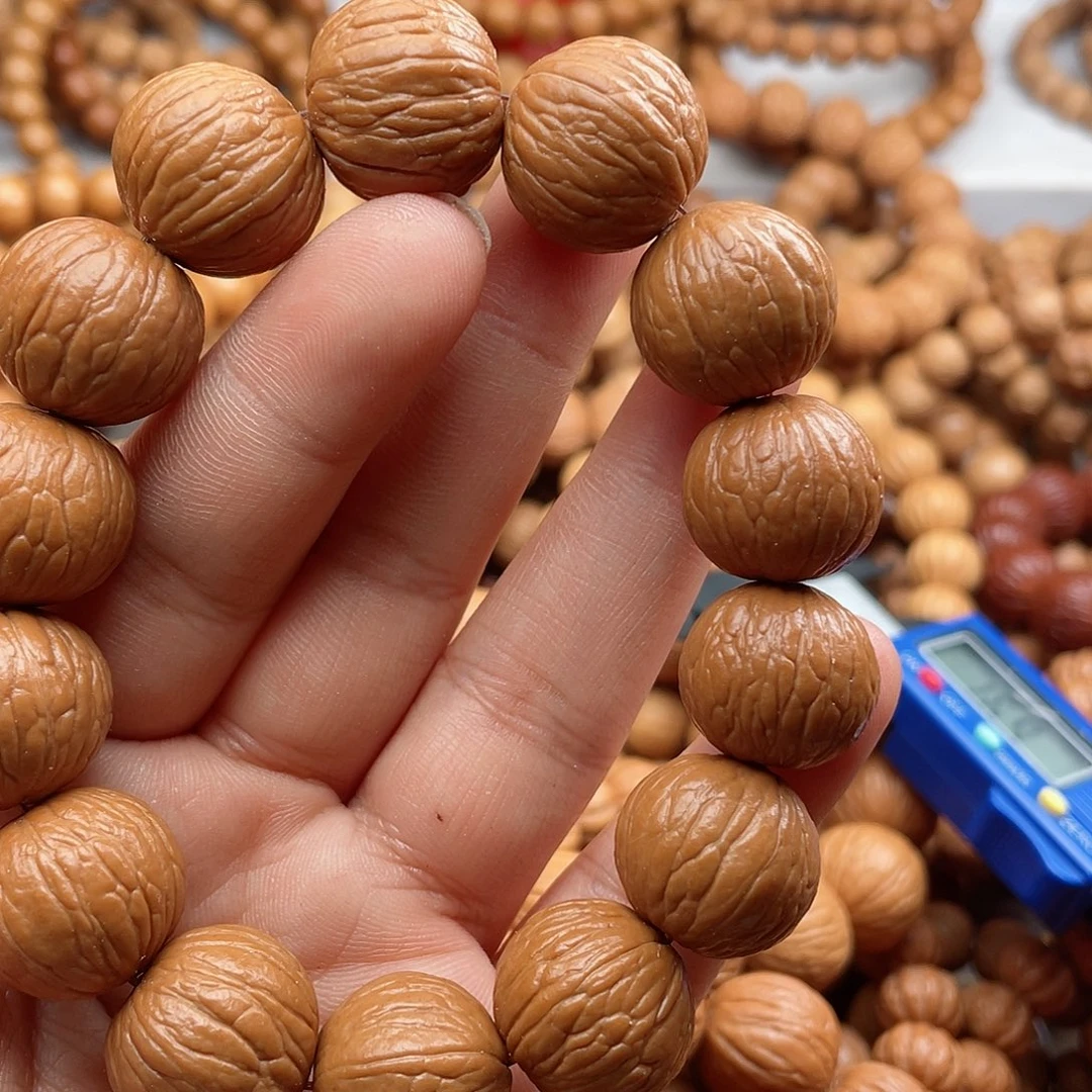 猴头核桃吊坠王****g18.0/18.1/16.5同聚宝盆