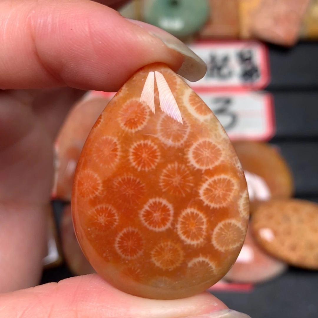 【闪购商品】硅化玉颈饰未镶嵌安****问