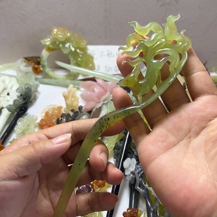 未镶嵌蛇纹石玉发饰