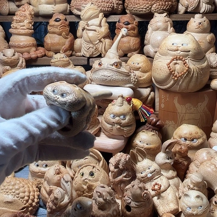 竹根雕刻小猫戒指