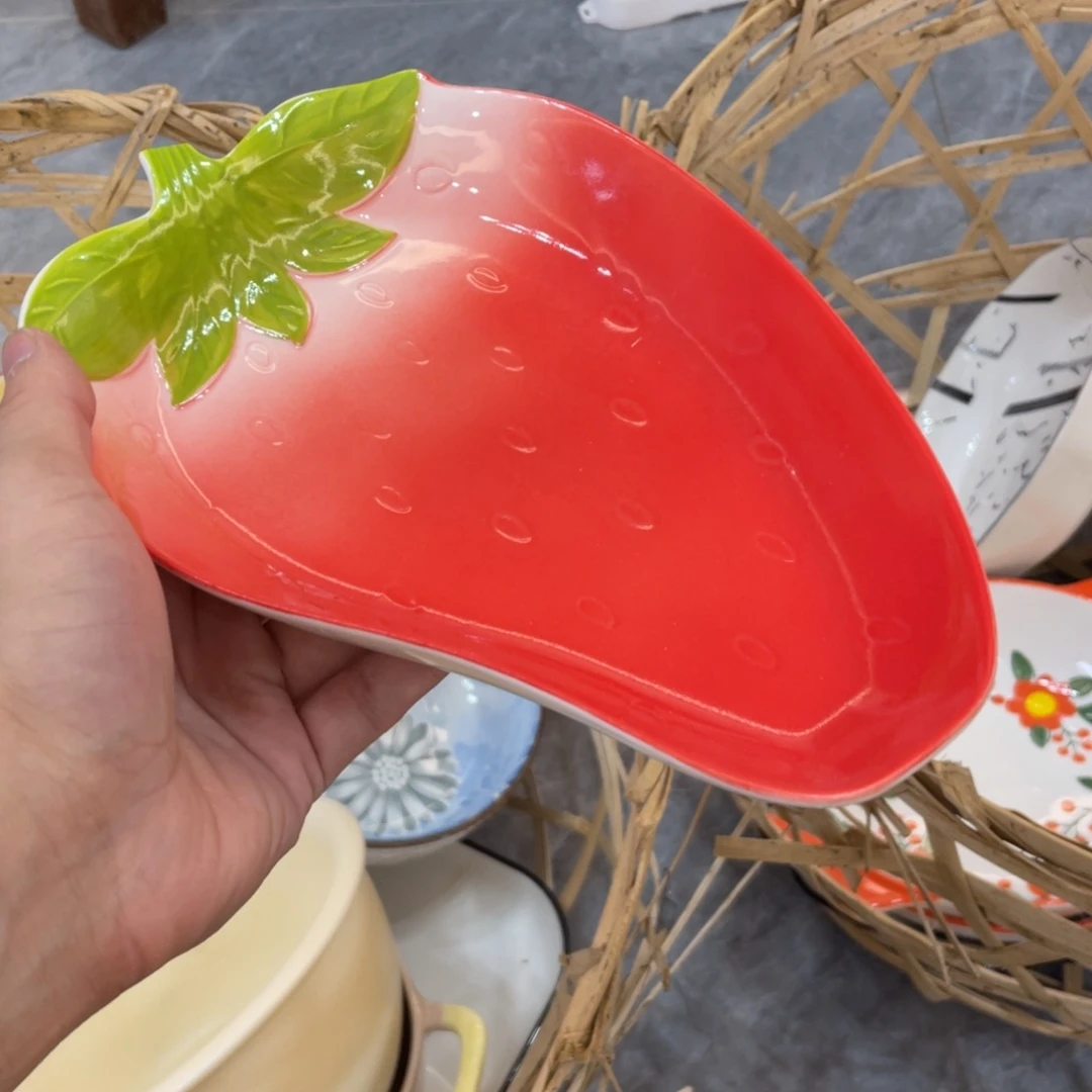 陶瓷微瑕餐具介意勿拍，满18飞！