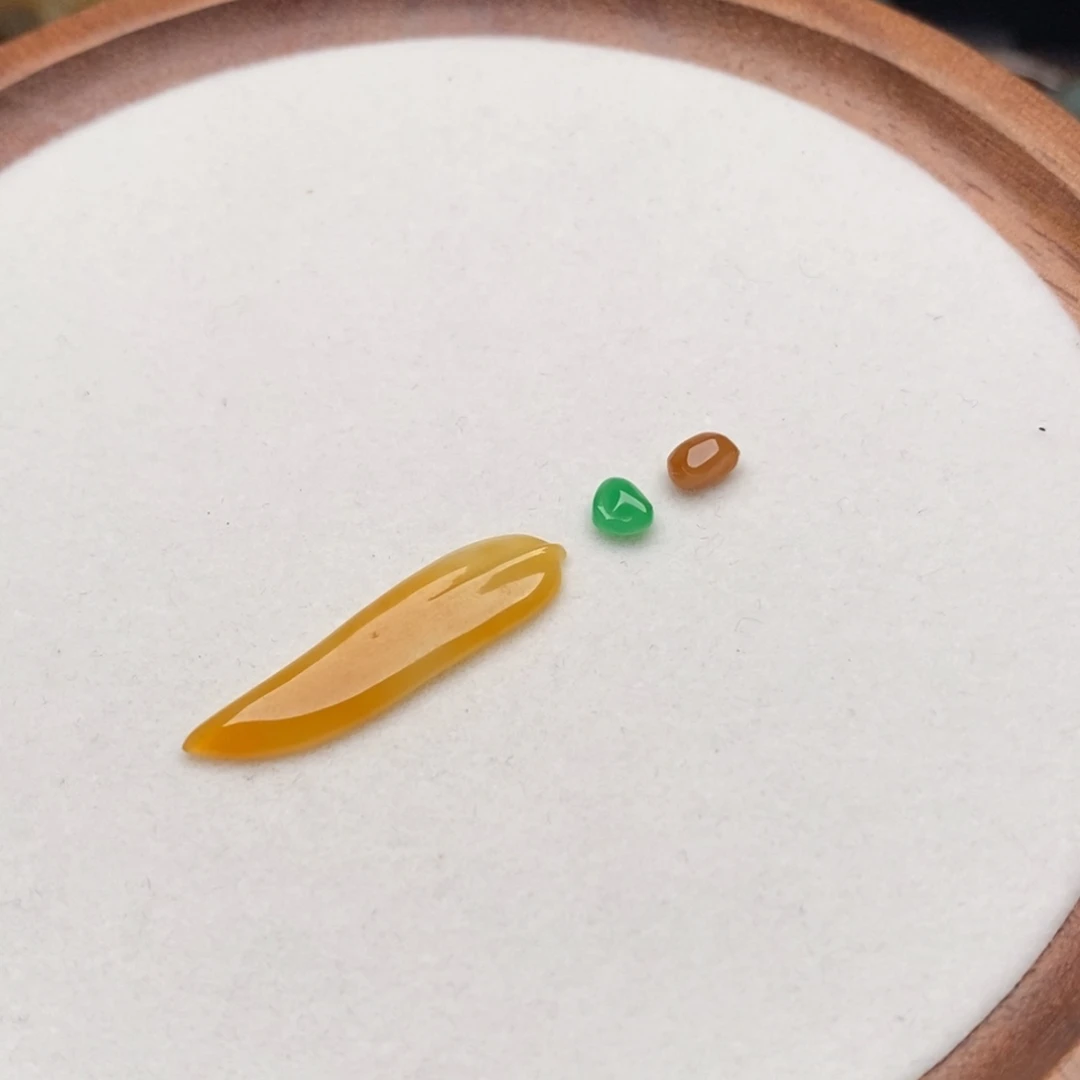 颈饰未镶嵌翡翠精品