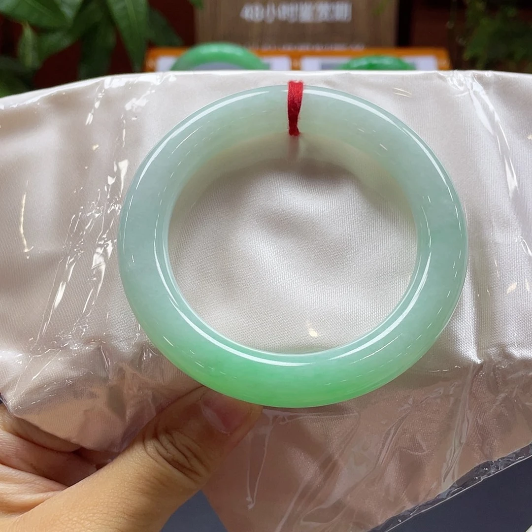 未镶嵌手镯翡翠97 号链接