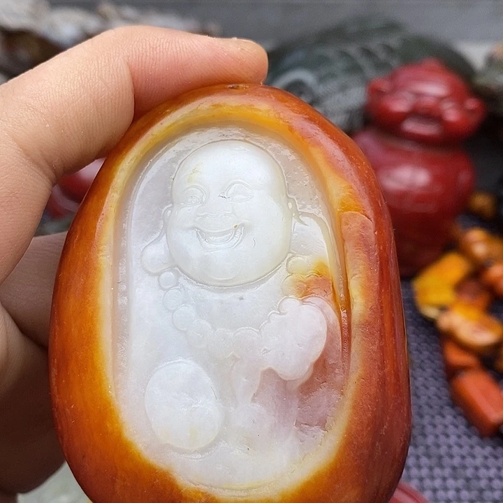 未镶嵌蛇纹石玉颈饰