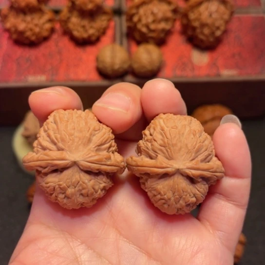 吊坠文玩核桃白狮子