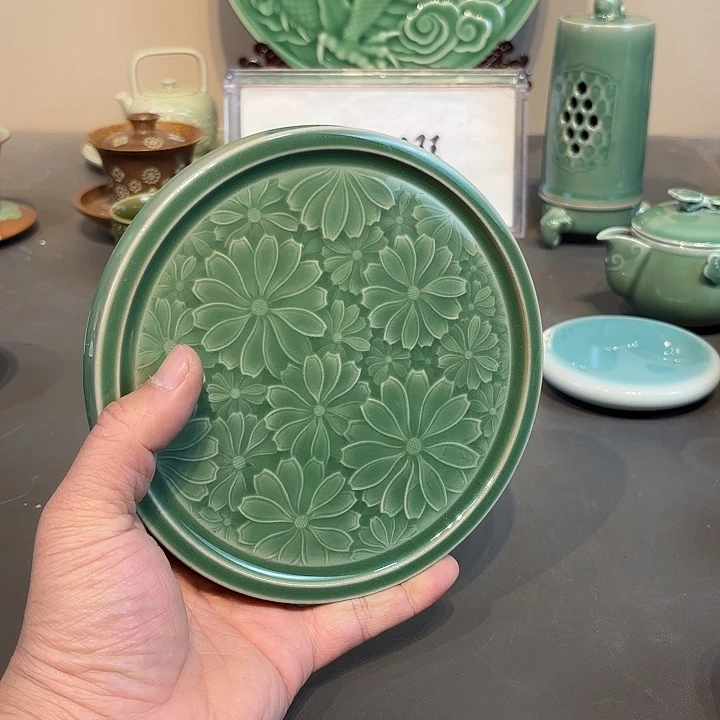 瓷片龙泉青瓷福利青瓷