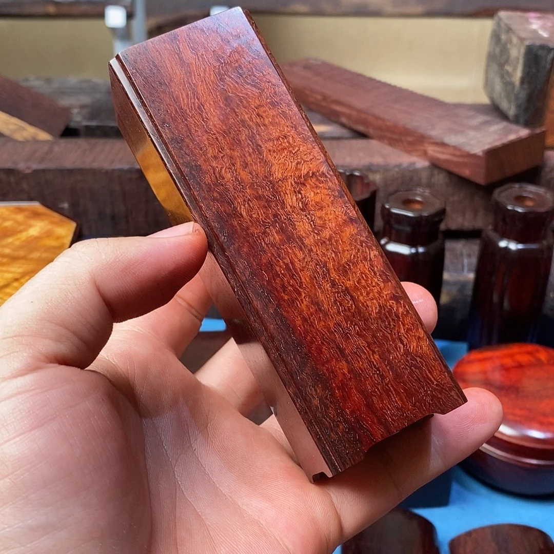 紫檀木类成套家具