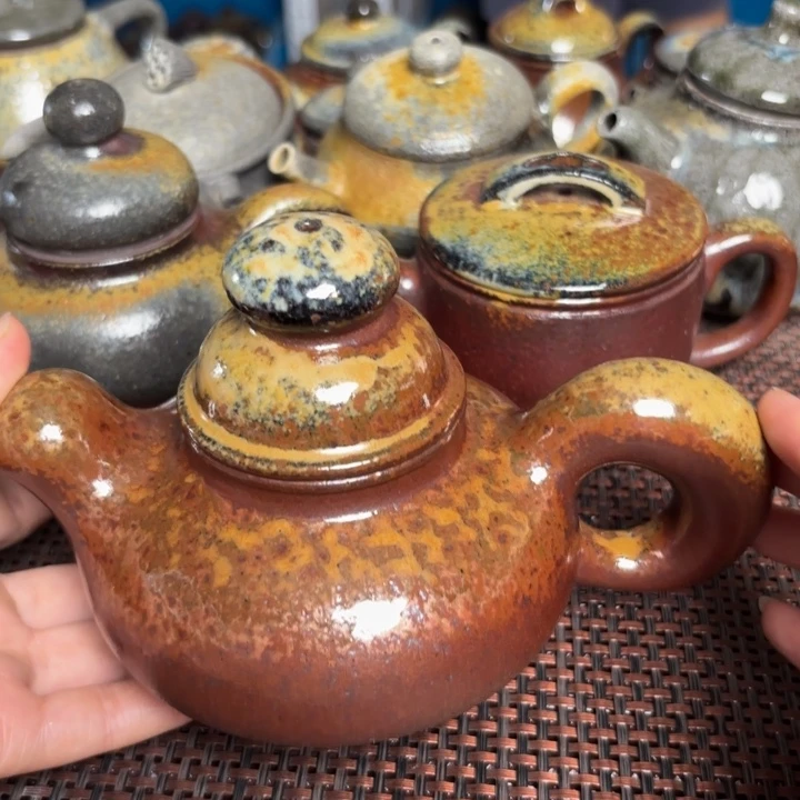 茶壶紫砂中松鼠壶300 C