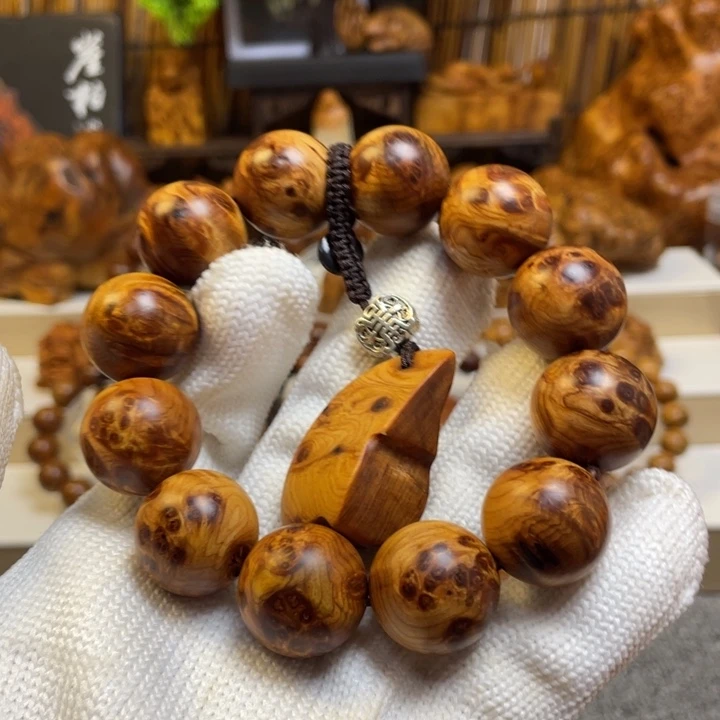 柏木（崖柏）太行崖柏2.0陈化龙胆闪电留疤