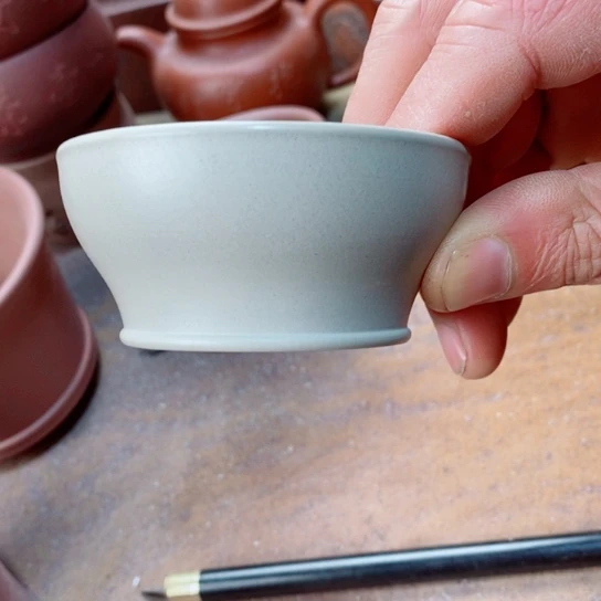 紫砂茶杯蚊**师宜兴紫砂