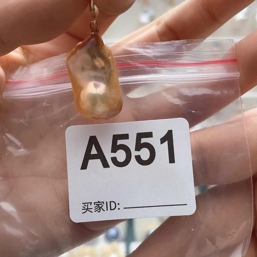 未镶嵌天然珍珠。  漏 漏 漏淡水珍珠