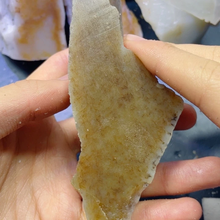 和田玉未镶嵌珠宝半成品