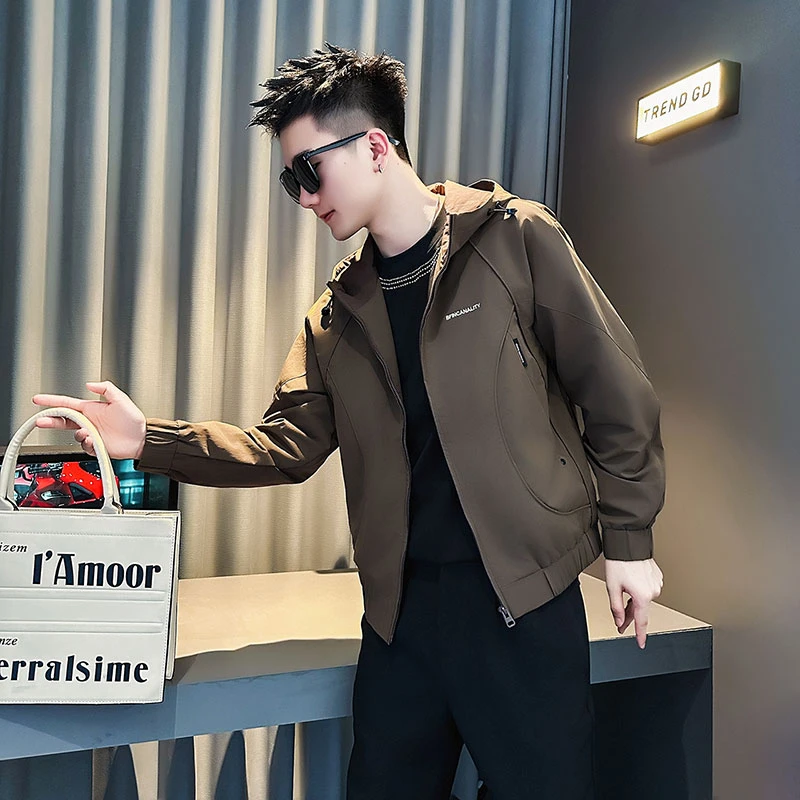 连帽冲锋衣外套男款春秋新款衣服高级感痞帅洋气炸街男装休闲夹克