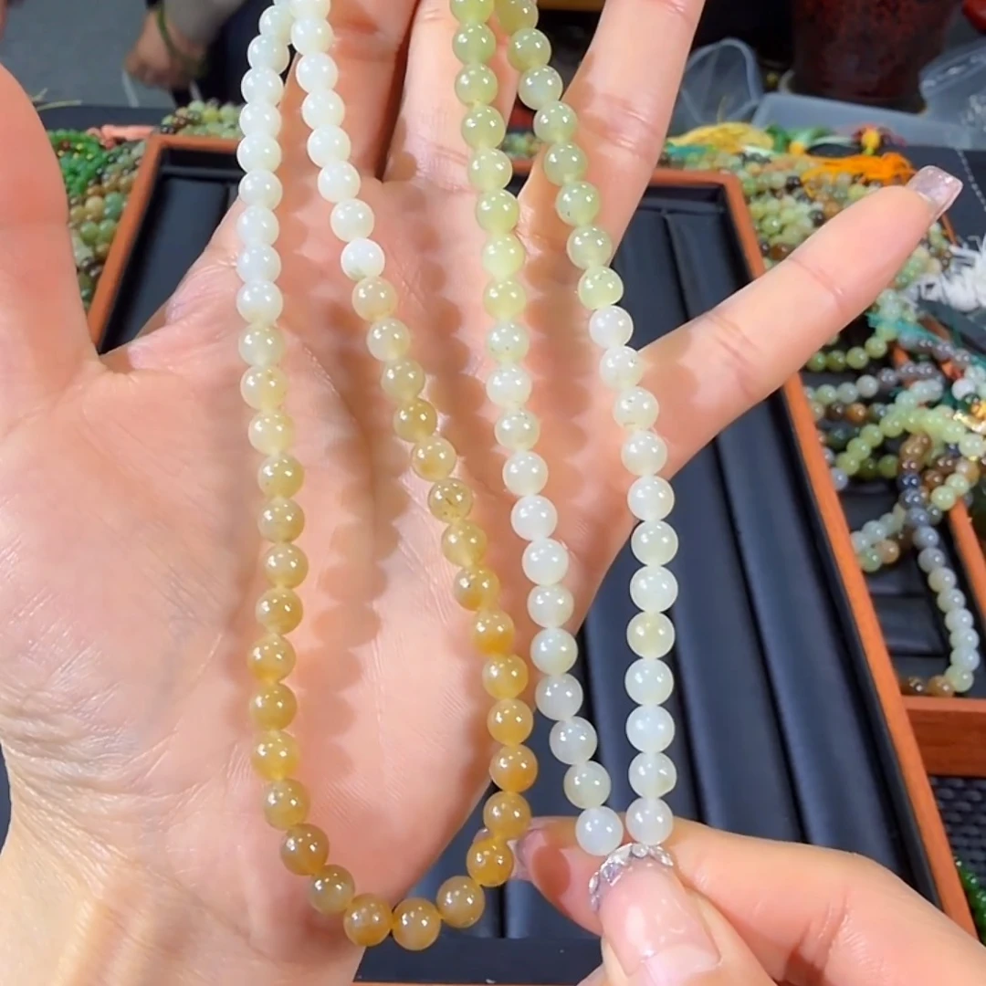 和田玉未镶嵌颈饰卡6