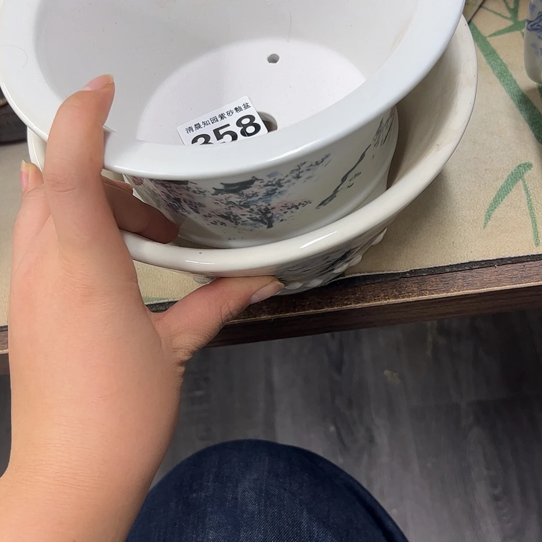 无***️花盆紫砂358号瑕疵2个口不正处理介意勿拍