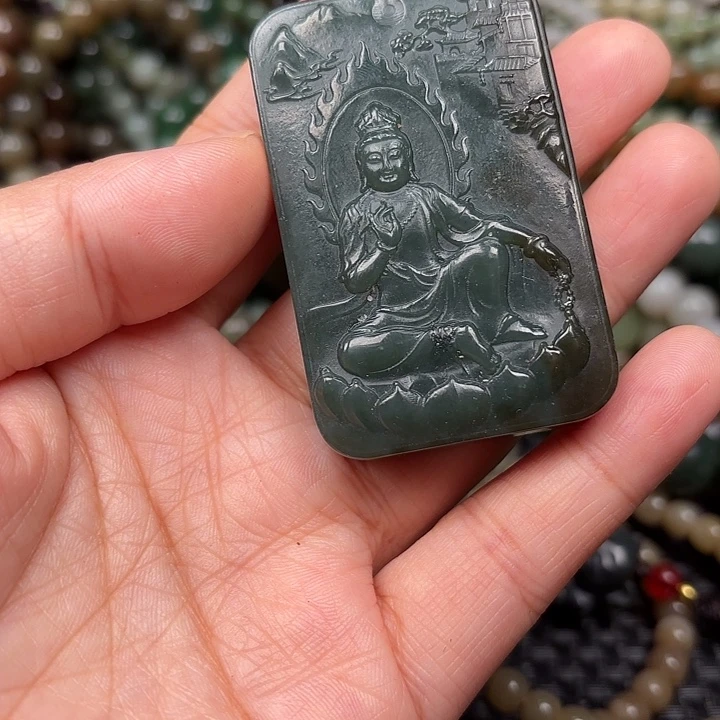 和田玉未镶嵌颈饰