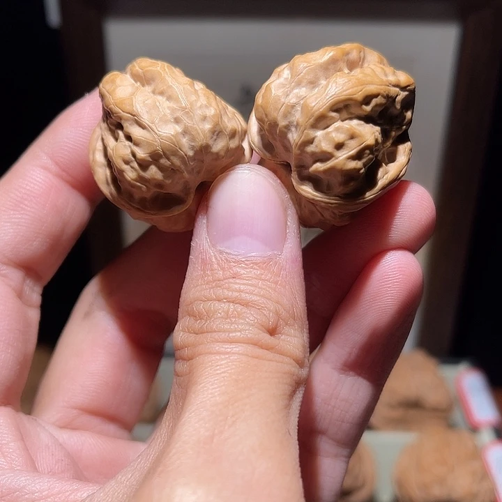 把件核桃29×31小手捻