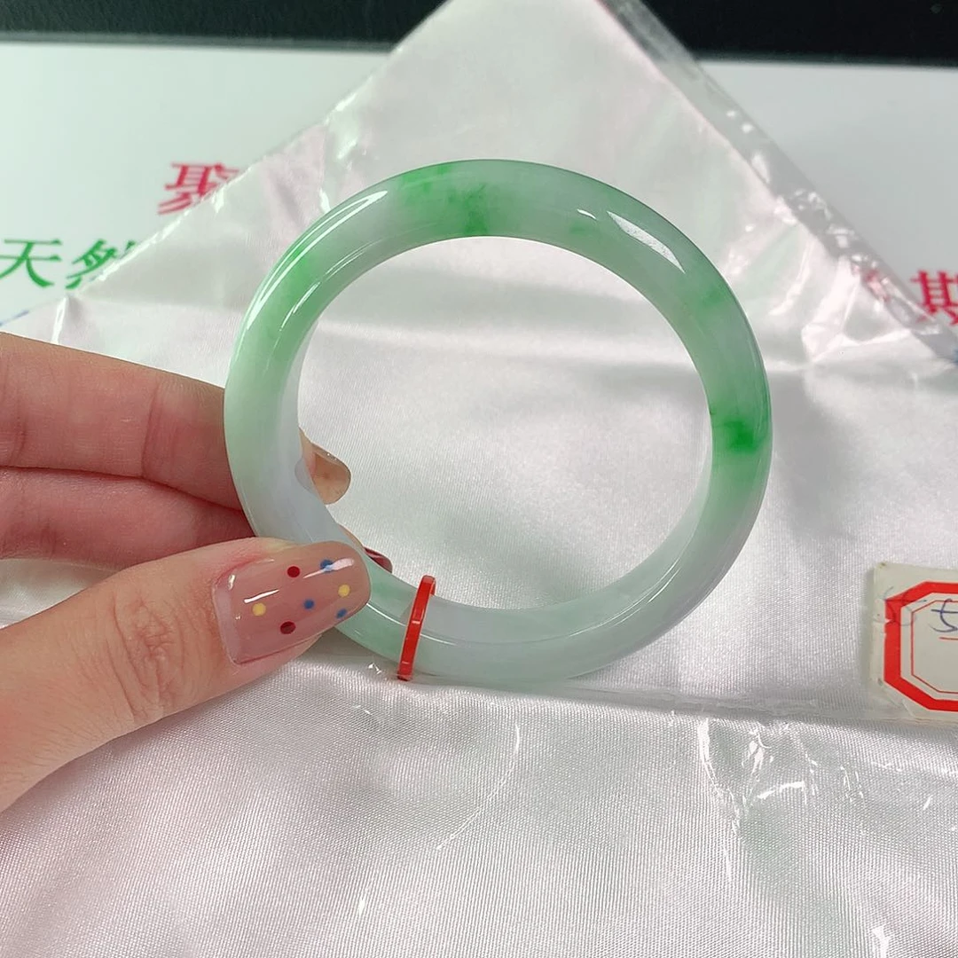 未镶嵌手镯翡翠019
