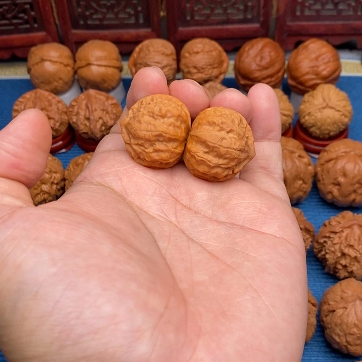 文玩核桃把件小粗筋
