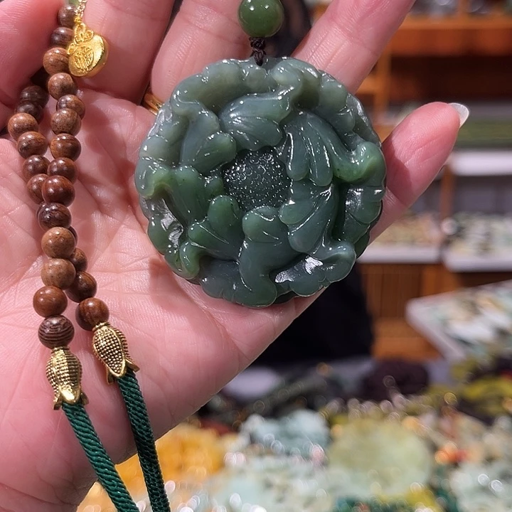 未镶嵌岫玉毛衣链