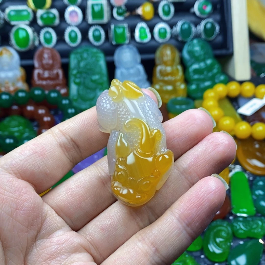 玛瑙/玉髓颈饰未镶嵌
