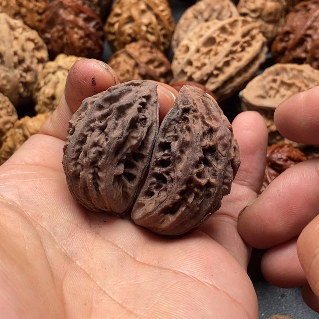 文玩核桃吊坠小涵64