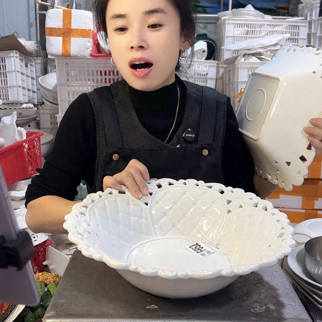 盘微瑕产品………沙发圆一个