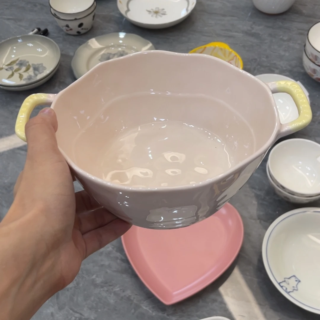 陶瓷微瑕餐具介意勿拍，满18飞！