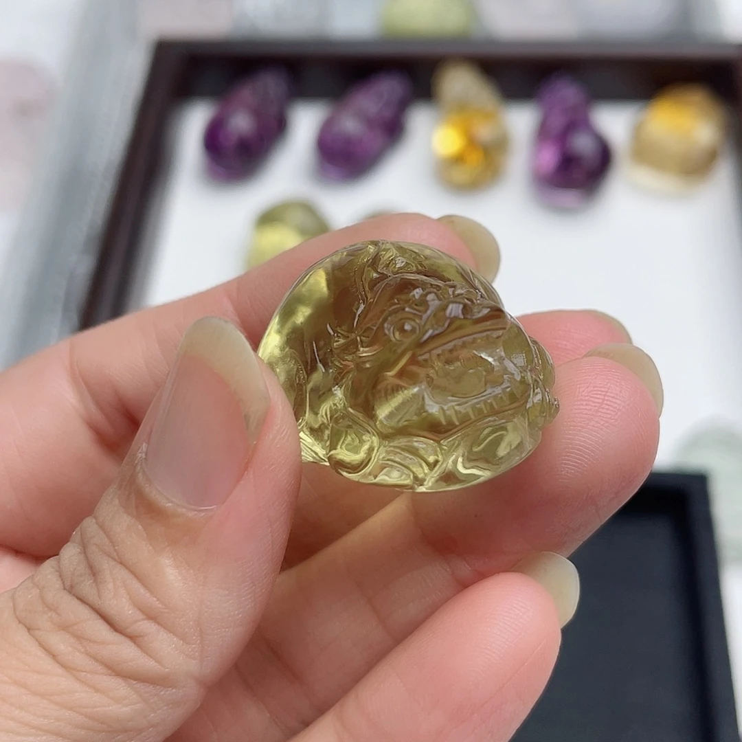 吊坠(不含链)未镶嵌水晶好****酒
