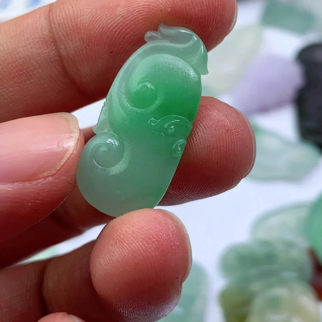 定制翡翠未镶嵌包工